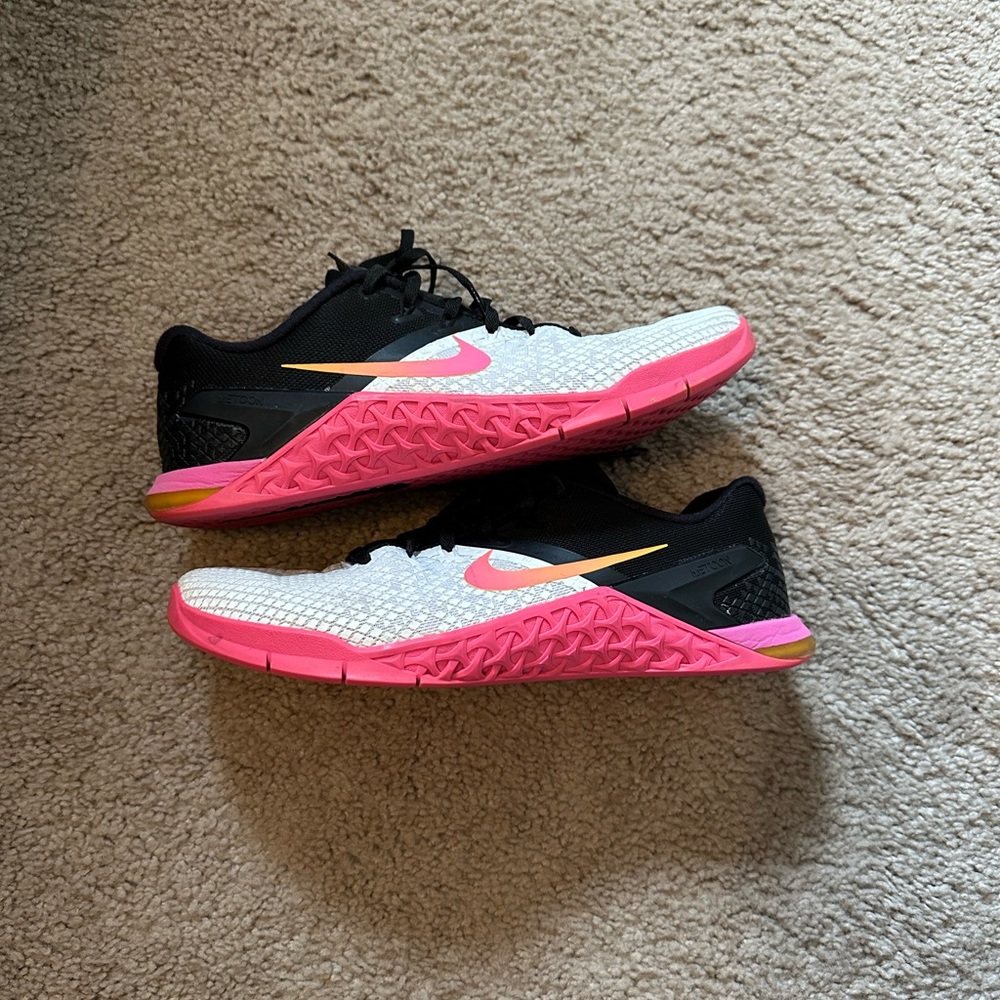 Women’s Nike MetCon